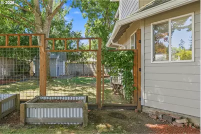 1653 SW Bonnie Jean Pl, McMinnville, OR 97128 - Photo 40
