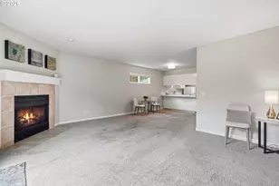 10900 SW 76th Pl, Portland, OR 97223 - Photo 10