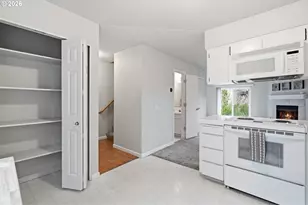 10900 SW 76th Pl, Portland, OR 97223 - Photo 14