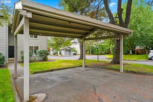 10900 SW 76th Pl, Portland, OR 97223 - Photo 2