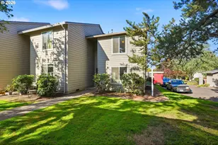 10900 SW 76th Pl, Portland, OR 97223 - Photo 2