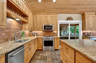 18965 SE Semple Rd, Damascus, OR 97089 - Photo 10