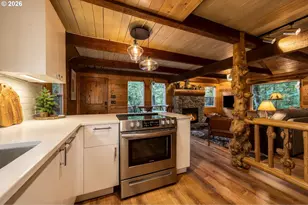 27730 E John Lake Rd, Rhododendron, OR 97049 - Photo 10