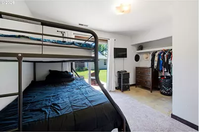 330 NW 12th St, McMinnville, OR 97128 - Photo 26