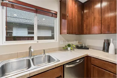 7309 N Boston Ave, Portland, OR 97217 - Photo 14