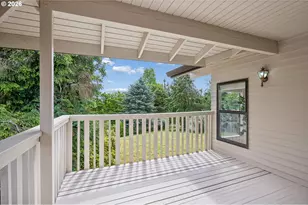19142 Suncrest Dr, West Linn, OR 97068 - Photo 12