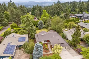 19142 Suncrest Dr, West Linn, OR 97068 - Photo 4
