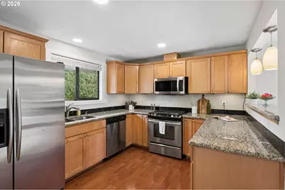 19142 Suncrest Dr, West Linn, OR 97068 - Photo 16