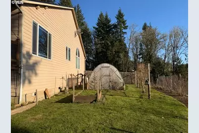 255 Astro Dr, Kelso, WA 98626 - Photo 8