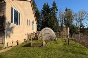 255 Astro Dr, Kelso, WA 98626 - Photo 8