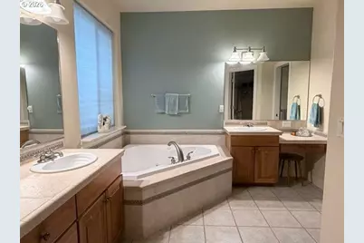 255 Astro Dr, Kelso, WA 98626 - Photo 22