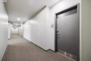 1830 NW Riverscape St, Portland, OR 97209 - Photo 10