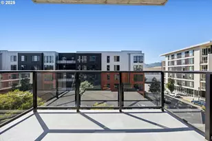 1830 NW Riverscape St, Portland, OR 97209 - Photo 32