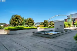 1830 NW Riverscape St, Portland, OR 97209 - Photo 6