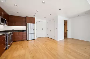 1830 NW Riverscape St, Portland, OR 97209 - Photo 22