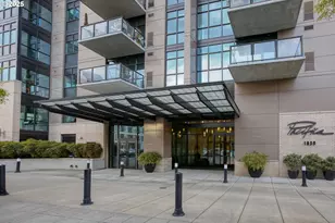 1830 NW Riverscape St, Portland, OR 97209 - Photo 4