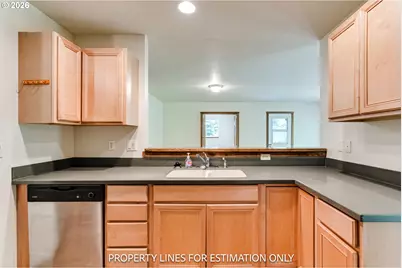 911 N 9th St, Cottage Grove, OR 97424 - Photo 26