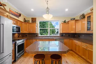 1728 SE Halyard Ln, Vancouver, WA 98661 - Photo 6