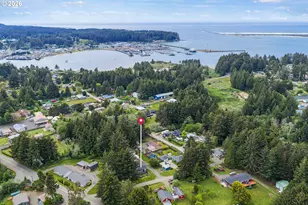 90842 Sanddollar Ln, Coos Bay, OR 97420 - Photo 4