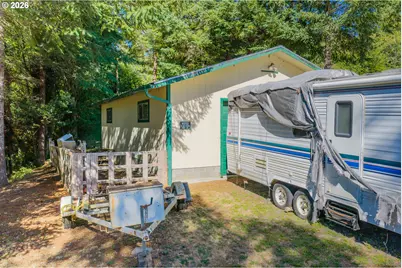 56788 Cougar Rd, Coquille, OR 97423 - Photo 6