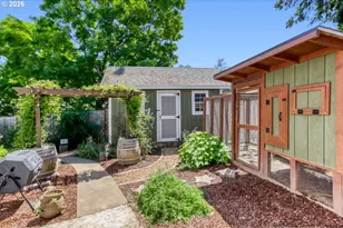 11348 SW 105th Pl, Portland, OR 97223 - Photo 24