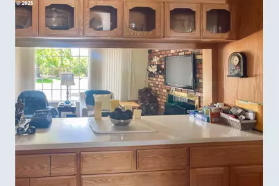 508 Cattle Dr, Roseburg, OR 97470 - Photo 6