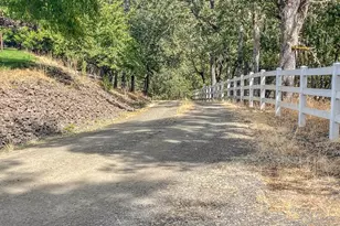 508 Cattle Dr, Roseburg, OR 97470 - Photo 32