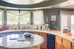 508 Cattle Dr, Roseburg, OR 97470 - Photo 4