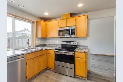 16312 NE 72nd Cir, Vancouver, WA 98682 - Photo 8