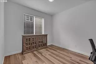 8445 SW 195th Pl, Beaverton, OR 97007 - Photo 12