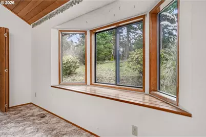 6683 Indian Springs Rd NE, Scotts Mills, OR 97375 - Photo 26