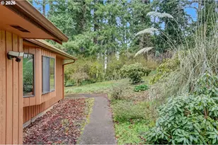 6683 Indian Springs Rd NE, Scotts Mills, OR 97375 - Photo 6