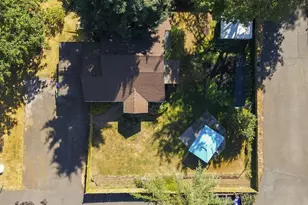 2320 SW Dolph Ct, Portland, OR 97219 - Photo 26