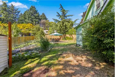 2320 SW Dolph Ct, Portland, OR 97219 - Photo 20