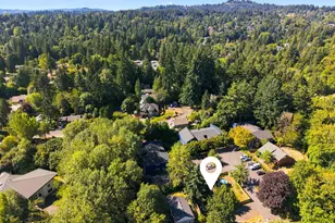2320 SW Dolph Ct, Portland, OR 97219 - Photo 30