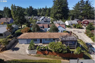 1391 Bayview St, North Bend, OR 97459 - Photo 2