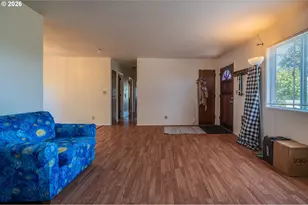 1391 Bayview St, North Bend, OR 97459 - Photo 10