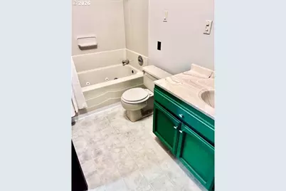 1391 Bayview St, North Bend, OR 97459 - Photo 32