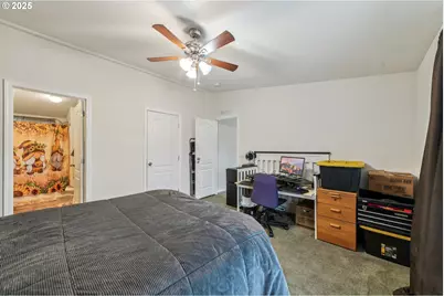 5266 Crystal St NE #233, Salem, OR 97305 - Photo 24