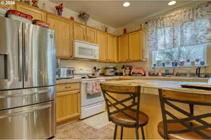 34050 SE Sturgeon St, Scappoose, OR 97056 - Photo 6