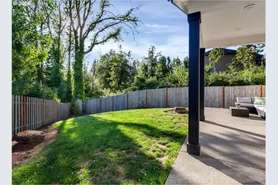 1040 Donna Lynn Way, Gladstone, OR 97027 - Photo 20