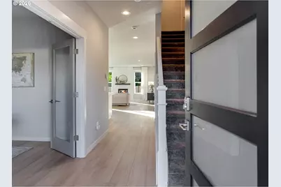 1040 Donna Lynn Way, Gladstone, OR 97027 - Photo 12