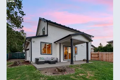 1040 Donna Lynn Way, Gladstone, OR 97027 - Photo 10
