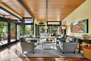 6736 SW Hamilton Ct, Portland, OR 97225 - Photo 38