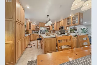 1099 Parkview Dr, Brookings, OR 97415 - Photo 10