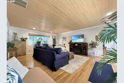 1099 Parkview Dr, Brookings, OR 97415 - Photo 30