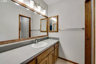 3002 SW 23rd St, Gresham, OR 97080 - Photo 18
