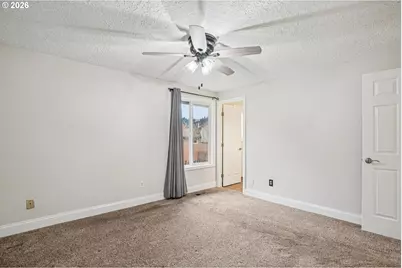 44 SW Birdsdale Dr, Gresham, OR 97080 - Photo 16