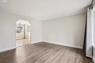 44 SW Birdsdale Dr, Gresham, OR 97080 - Photo 6