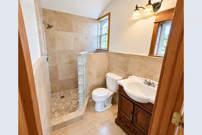 39399 SW Laurelwood Rd, Gaston, OR 97119 - Photo 20